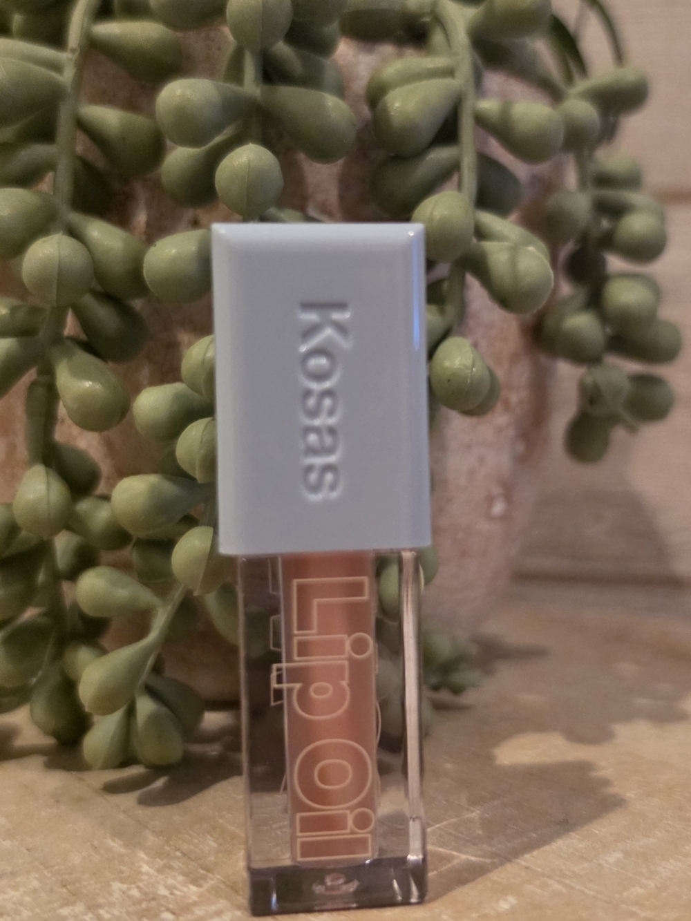 Kosas Hydrating Plumping Lip Oil - Jellyfish
